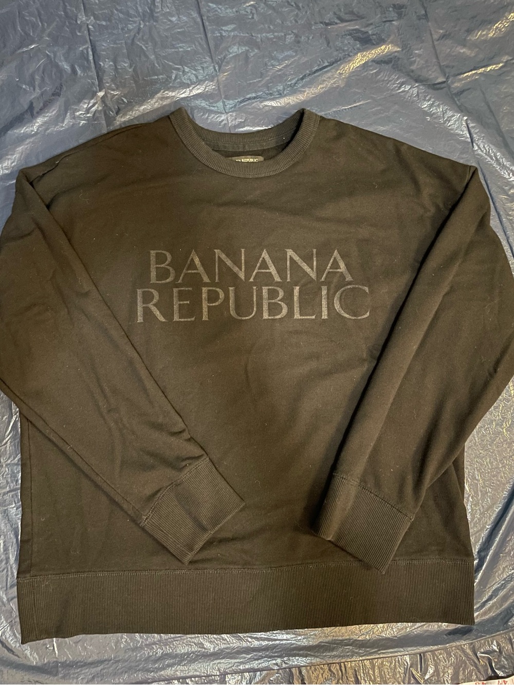 Banana Republic women’s sweatshirt